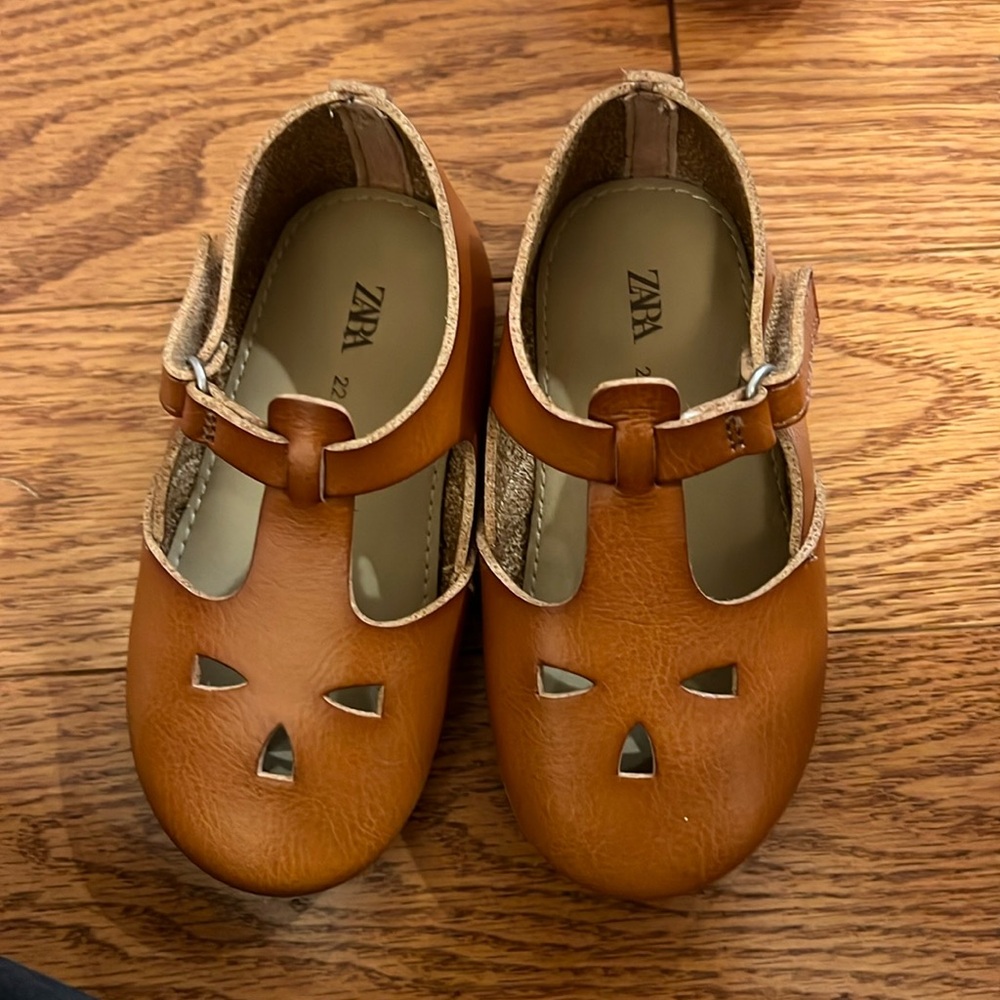 Zara kid shoes